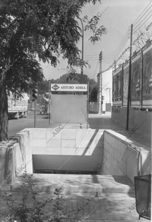 Estación de <strong>metro</strong> de Arturo Soria poco antes de su inauguración, el 4 de enero...