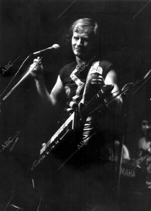 Concierto de Teddy bautista y pepe Robles en el Alcalá Palace de Madrid