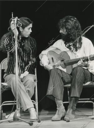 Dolores Montoya y Manuel Molina, «Lole y Manuel», durante una actuación