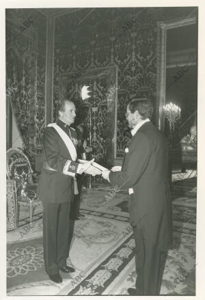 Rafael Gautreau, embajador de la República Dominicana, presenta sus cartas...