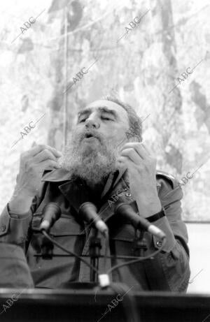 Rueda de prensa de Fidel Castro