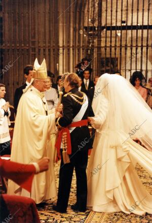 Boda de la Infanta Elena y Jaime de Marichalar en la catedral de Sevilla