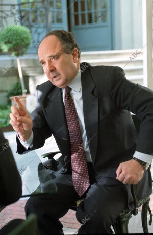 Cristovan Buarque, ministro de educación de Brasil