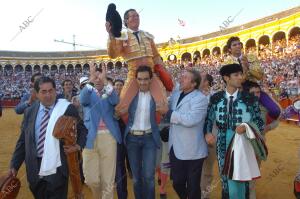 Toros en la Maestranza. Se Retira Manzanares. Diaz Japon. Archsev