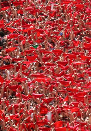 pamplona,6-7-07-chupinazo en las fiestas de san fermin en pamplona-foto ernesto...