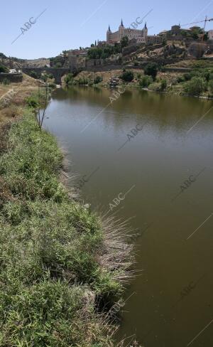 Rio tajo por su paso por Toledo foto H fraile