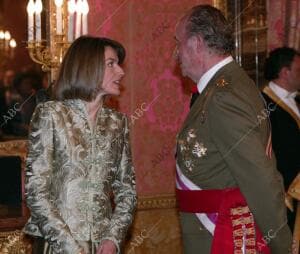 Con presencia S.M. los Reyes -los Principes de Asturias y el presidente del...