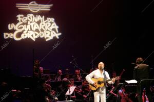 En la Imagen, concierto de Javiel Ruibal en el gran Teatro