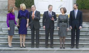 Encuentro entre los Reyes, los Principes de Asturias y el presidente de...