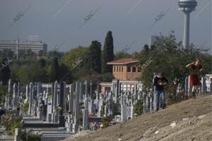 Cementerio de la Almudena. Víspera del día de todos los santos