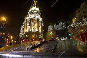 Reposición del relieve de la calle Gran Vía con Alcalá foto, Isabel Permuy...