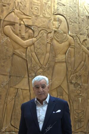Entrevista al director del museo del Cairo
