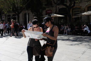 Ambiente en las Calles de Barcelona por las Vacaciones de semana Santa