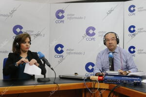 La vicepresidenta Soraya Sáenz de Santamaría entrevistada por Ángel Exposito en...