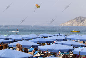 Benidorm (Alicante), 29/07/2015. Playa del levante en Benidorm