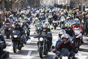 Miles de motoristas desfilan por Valladolid en el fin de semana de la Fiesta de...