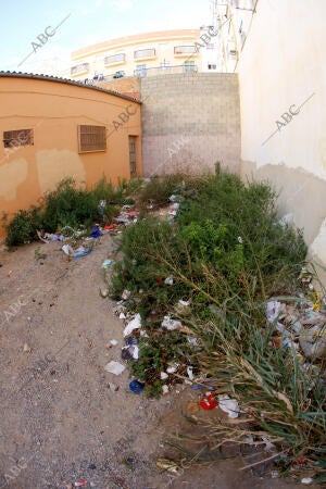 Restos de basura en la Calle