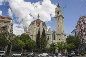 Parroquia san Manuel y san Benito, en la calle de Alcalá