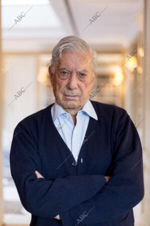 Entrevista A el escritor Mario Vargas Llosa