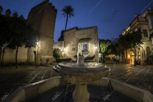 En la imagen, la plaza de la Alianza, el Alcázar y la Giralda al fondo