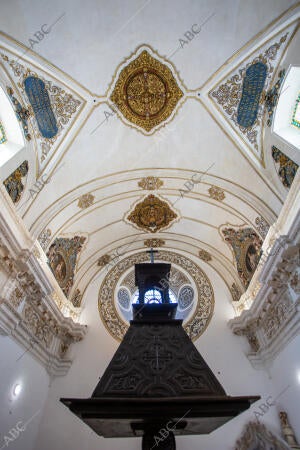 Concluye la restauración del Coro del a Parroquia de la Magdalena