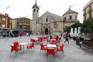 Reportaje en Lucena, pueblo de Córdoba donde el número de infectados por...
