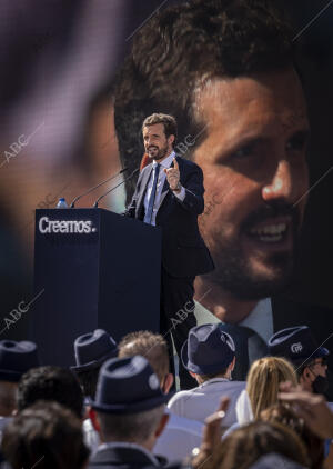 Pablo <strong>Casado</strong> y Carlos Mazón en la clausura de la Convención...