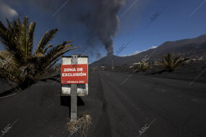 Vistas del volcán de cumbre vieja desde las Manchas