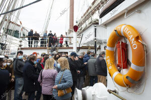 Visitas al barco Juan Sebastián de Elcano en el puerto de Barcelona