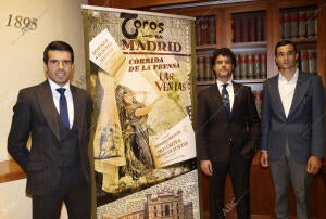 En la imagen, Emilio de Justo, Paco Ureña y Miguel Abellán