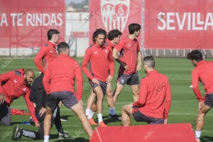 Entrenamiento del Sevilla Fc en la ciudad Deportiva