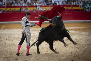 Pablo Aguado, de azafata y plata