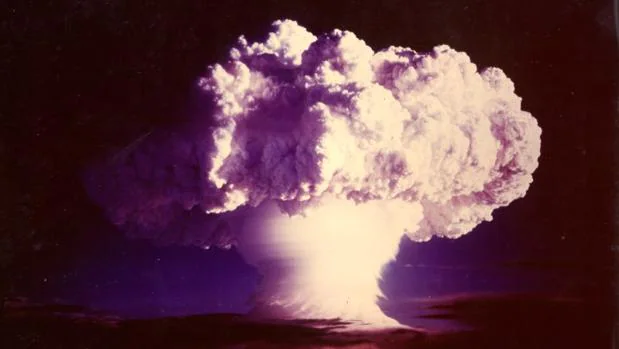 Explosión de la bomba termonuclear Ivy Mike (1 de noviembre de 1952)