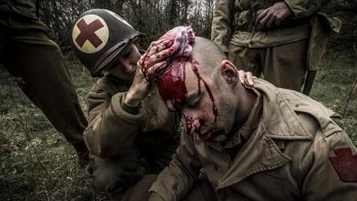 Representación de un herido en la batalla (dentro del documental de Mirasud)