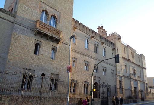 Casa-palacio donde falleció Hernán Cortés, que fue construida como si fuera una fortaleza. Se encuentra en el municipio de Castilleja de la Cuesta, Sevilla.