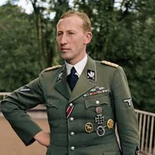 Imagen en color de Heydrich, durante la Segunda Guerra Mundial