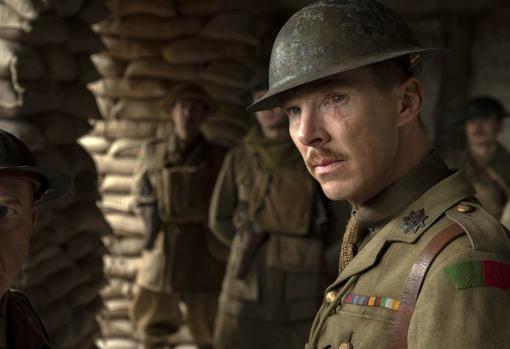 Benedict Cumberbatch en el papel del coronel Mackenzie en una escena de «1917»