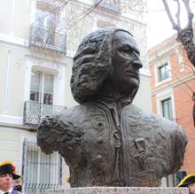 Busto de Eslaba en los jardines del Palacio de Buenavista.