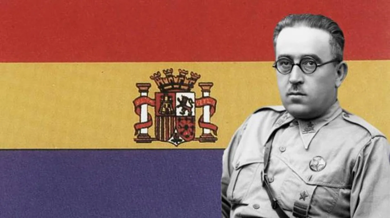Vicente Rojo, sobre una bandera tricolor de la Segunda República