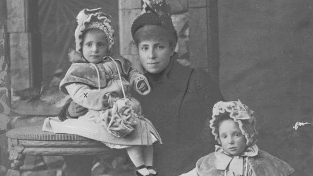 La soledad de María Cristina, la Reina que salvó el prestigio de la Monarquía española en la crisis de 1898