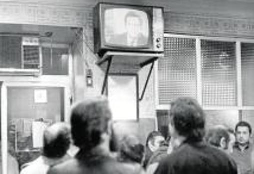 Los golpes que tumbaron a Adolfo Suárez