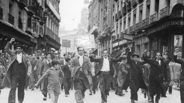 ¿Fue la Segunda República una democracia plena? Los historiadores responden