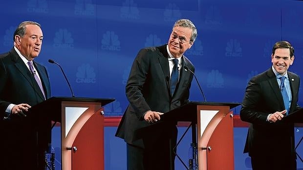 Jeb Bush (izquierda) y Marco Rubio, durante un debate en Colorado