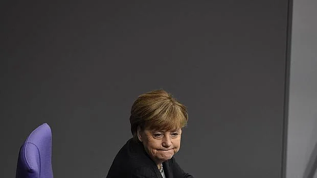 Merkel en la sesión del Parlamento del viernes
