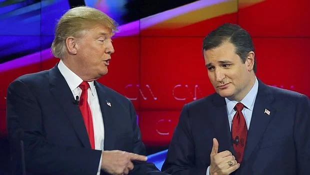 Donald Trump y Ted Cruz, durante el debate republicano
