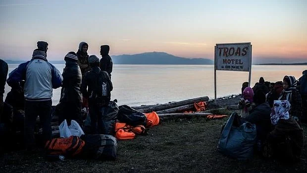 Refugiados sirios y afganos en la costa de Turquía