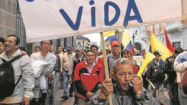 Grupos sociales y políticos de oposición en Ecuador