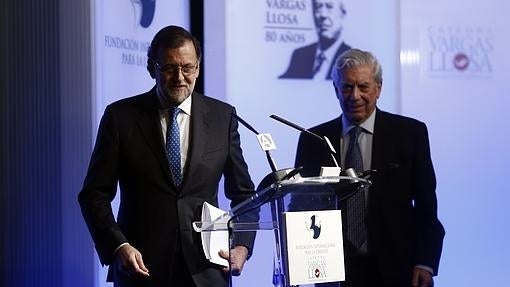 Mariano Rajoy y Mario Vargas Llosa, en el seminario internacional organizado por la Fundación Internacional para la Libertad (FIL)