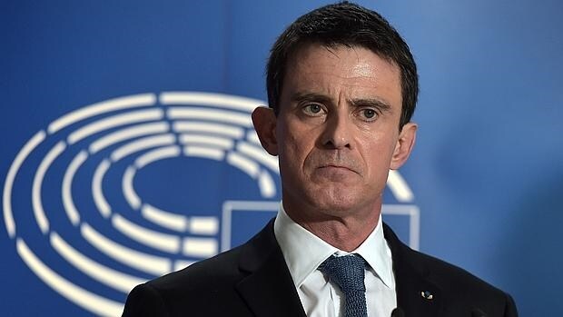 El primer ministro francés, Manuel Valls, durante una rueda de prensa este martes en el Parlamento Europeo, en Estrasburgo