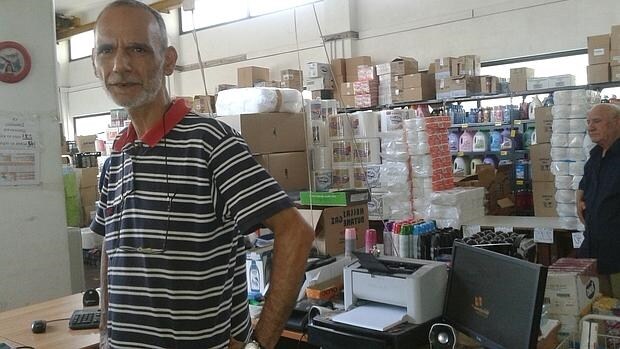 Theofanis Parayanis, uno de los afectados por la crisis griega, está a punto de cerrar su negocio